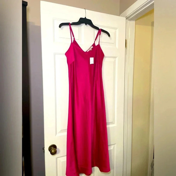 Loft Slip Dress Maxi Size 4 Rose Color Double V Neck Silky Spaghetti Straps NEW - Picture 1 of 6